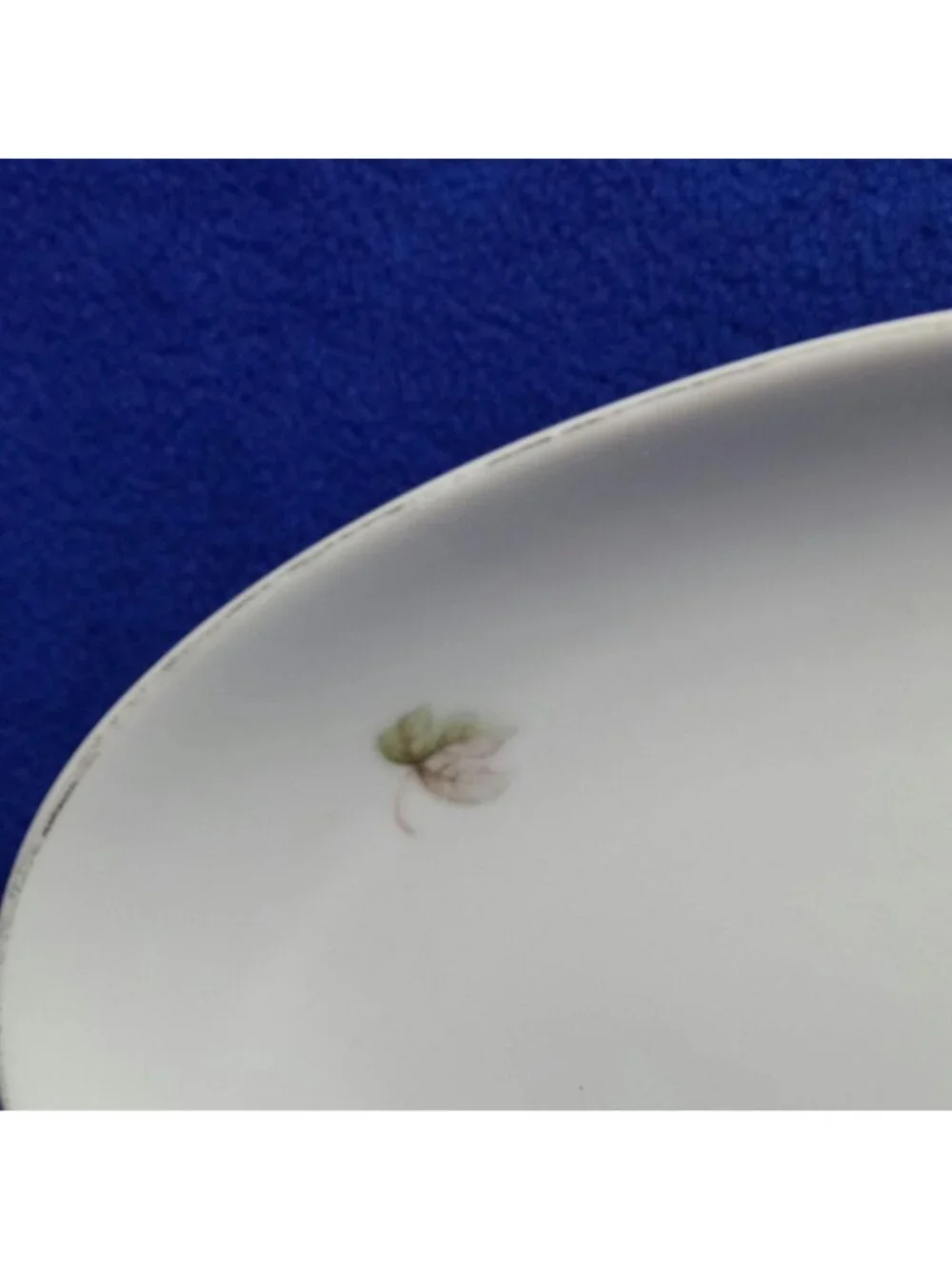 Yamaka China Breeze Underplate or Relish Dish 674 Pink, Brown and Grey Leaves